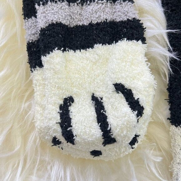 2 Pairs Fuzzy Socks for Women Fluffy Warm Soft Cozys Slipper Socks Funny Novelty - Picture 2 of 7